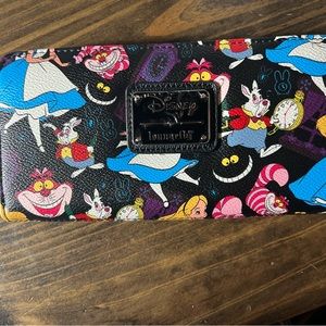 NEW WITH TAGS Loungefly Disney Alice In Wonderland Wallet!!!